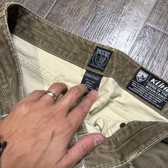 KUHL - MEN'S 35 X 32 - ERGONOMICALLY DESIGNED FIT FREE RYDE WAIST RYDR PANTS - Picture 3 of 8